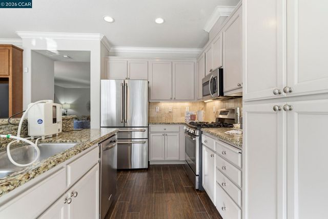 3042 Barranca Dr, Bay Point, CA 94565