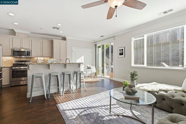 3042 Barranca Dr, Bay Point, CA 94565