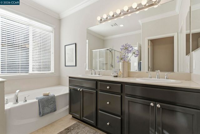 3042 Barranca Dr, Bay Point, CA 94565