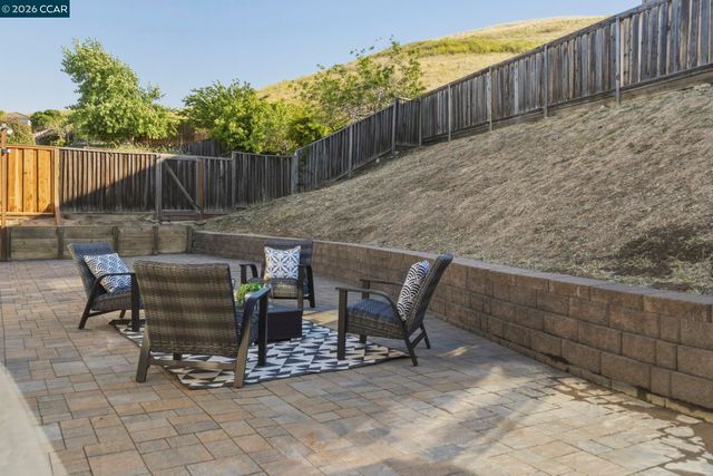 3042 Barranca Dr, Bay Point, CA 94565