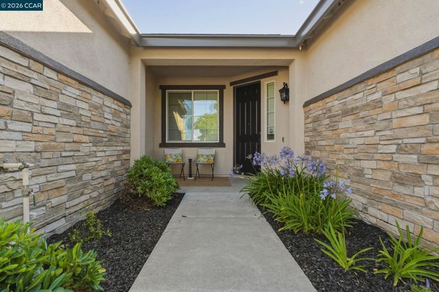 3042 Barranca Dr, Bay Point, CA 94565