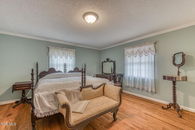 305 Overbrook Drive, Bristol, TN 37620