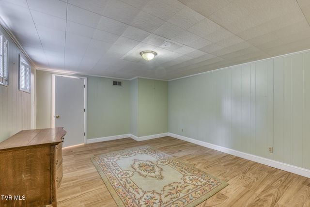 305 Overbrook Drive, Bristol, TN 37620