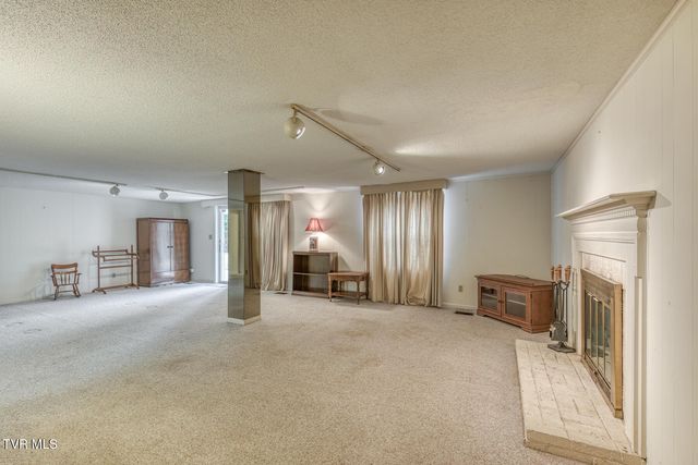 305 Overbrook Drive, Bristol, TN 37620