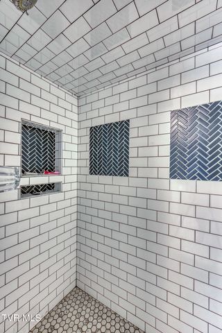 305 Overbrook Drive, Bristol, TN 37620