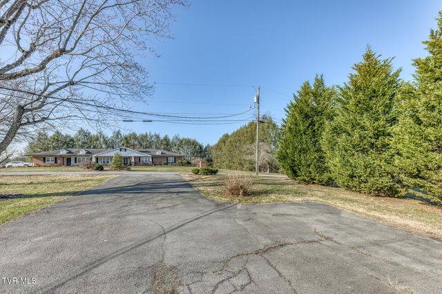 305 Overbrook Drive, Bristol, TN 37620