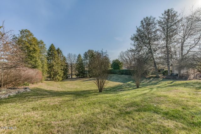 305 Overbrook Drive, Bristol, TN 37620