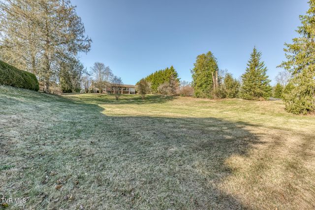 305 Overbrook Drive, Bristol, TN 37620