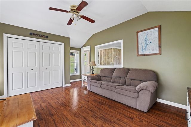 185 Linden St, Berlin, MA 01503
