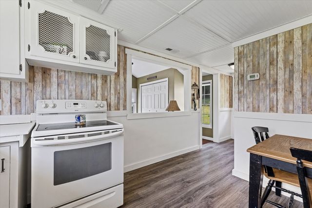 185 Linden St, Berlin, MA 01503