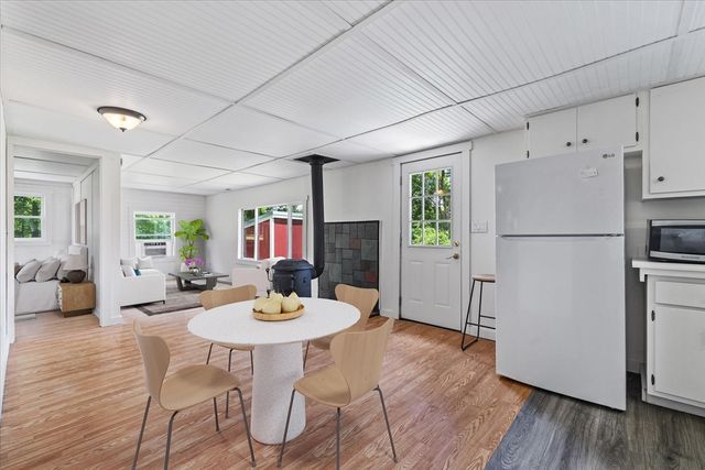 185 Linden St, Berlin, MA 01503