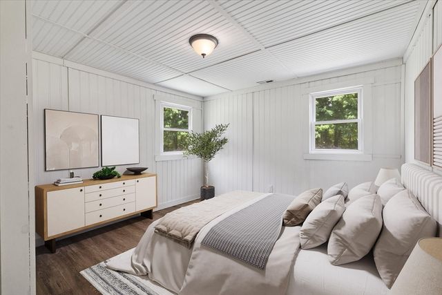 185 Linden St, Berlin, MA 01503