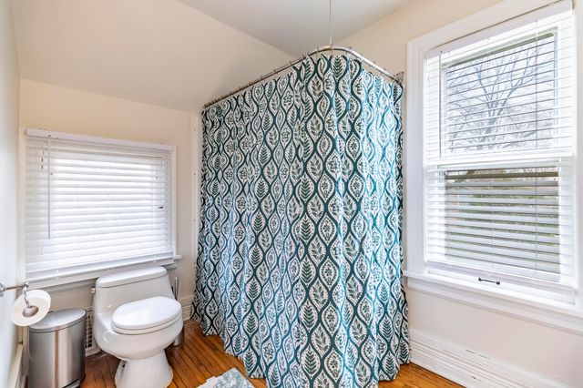 705 Institute Street, Valparaiso, IN 46383