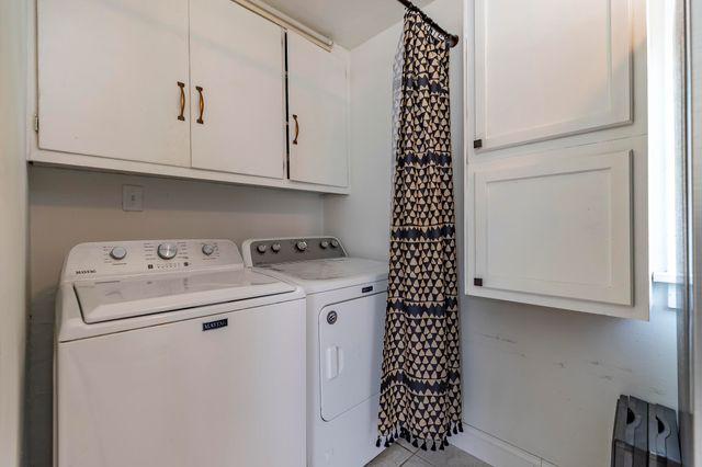 705 Institute Street, Valparaiso, IN 46383