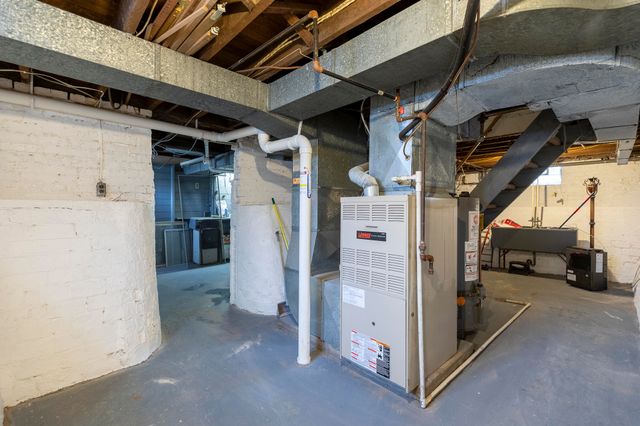 705 Institute Street, Valparaiso, IN 46383