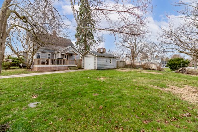 705 Institute Street, Valparaiso, IN 46383