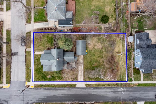 705 Institute Street, Valparaiso, IN 46383