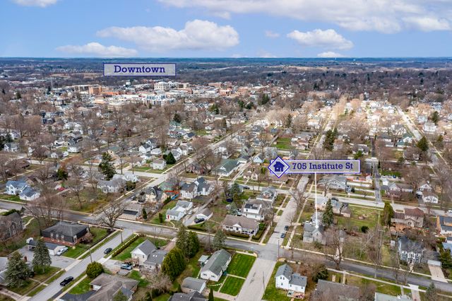 705 Institute Street, Valparaiso, IN 46383