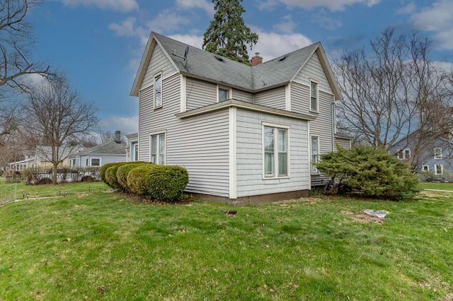 705 Institute Street, Valparaiso, IN 46383