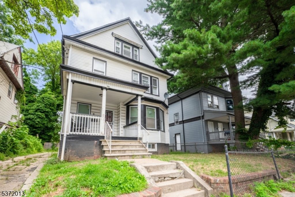 21 Beverly St, Newark City, NJ 07108