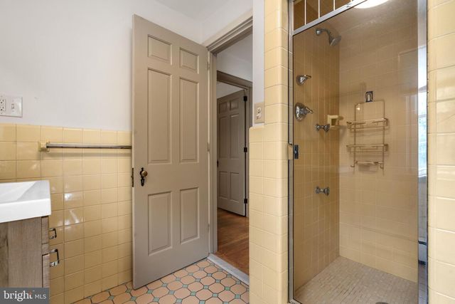 28 W 2ND ST, Boyertown, PA 19512