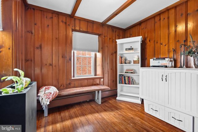 28 W 2ND ST, Boyertown, PA 19512