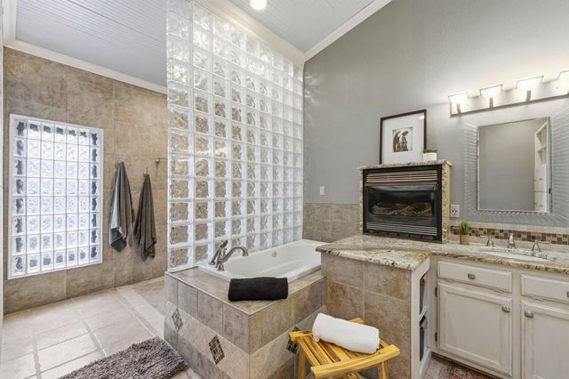 910 N ROCKY HILLS CV, Unincorporated, TN 38018