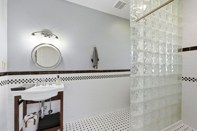 910 N ROCKY HILLS CV, Unincorporated, TN 38018