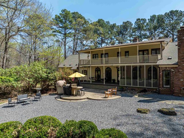 910 N ROCKY HILLS CV, Unincorporated, TN 38018