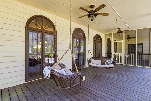 910 N ROCKY HILLS CV, Unincorporated, TN 38018