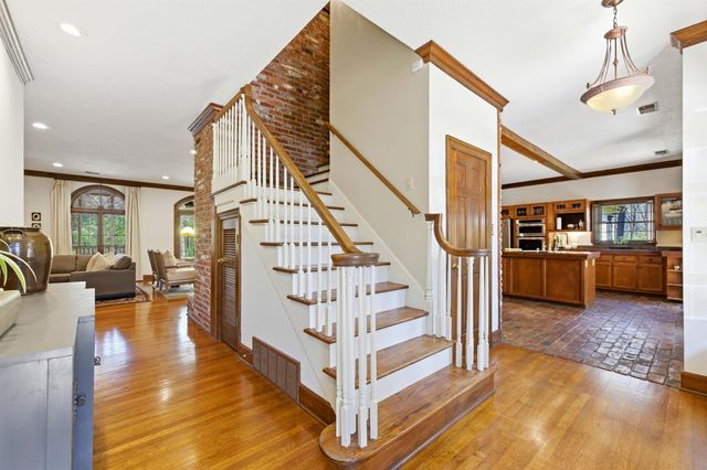 910 N ROCKY HILLS CV, Unincorporated, TN 38018