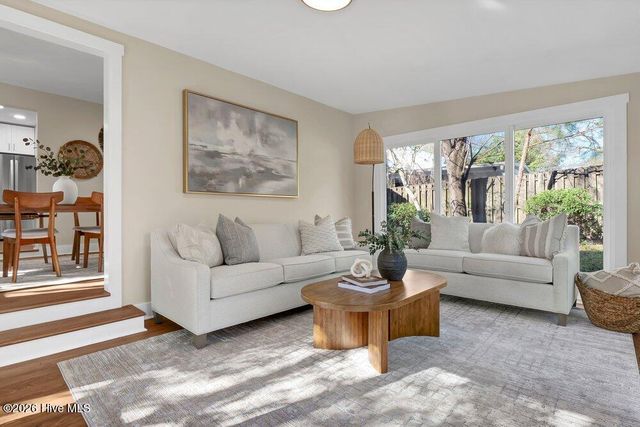 2105 Brandon Road, Wilmington, NC 28405