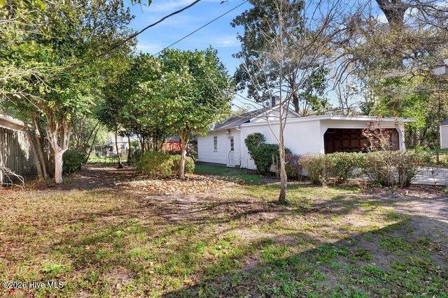 2105 Brandon Road, Wilmington, NC 28405