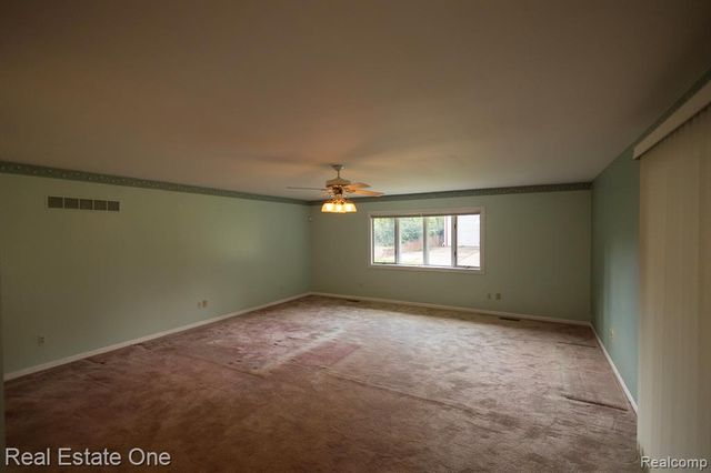 45400 N Territorial Road, Plymouth, MI 48170