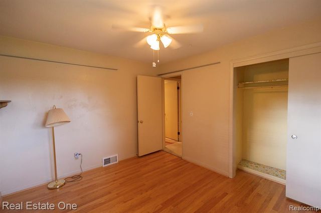 45400 N Territorial Road, Plymouth, MI 48170