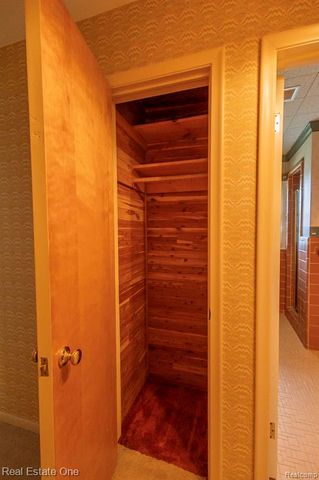 45400 N Territorial Road, Plymouth, MI 48170