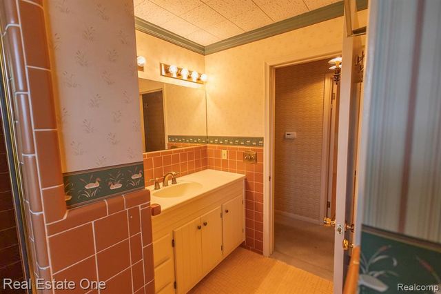 45400 N Territorial Road, Plymouth, MI 48170