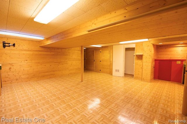 45400 N Territorial Road, Plymouth, MI 48170