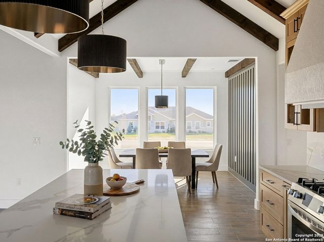 179 Hidden Ranch Ln, Floresville, TX 78114