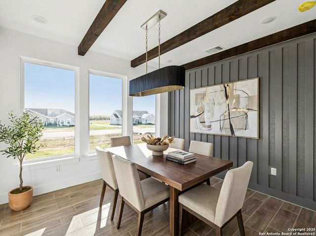 179 Hidden Ranch Ln, Floresville, TX 78114