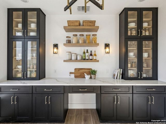 179 Hidden Ranch Ln, Floresville, TX 78114