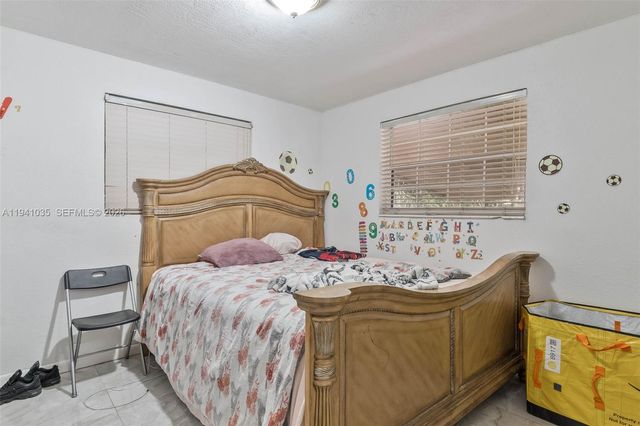 827 NW 73rd St, Miami, FL 33150