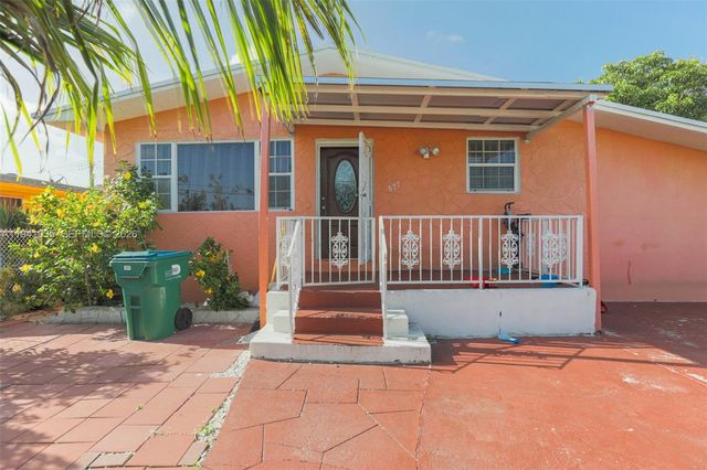 827 NW 73rd St, Miami, FL 33150