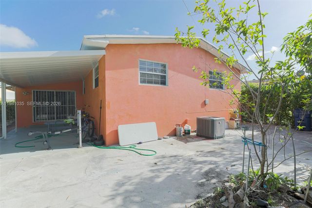 827 NW 73rd St, Miami, FL 33150