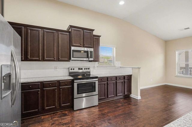 1611 Stillriver Run Drive, Mcdonough, GA 30252