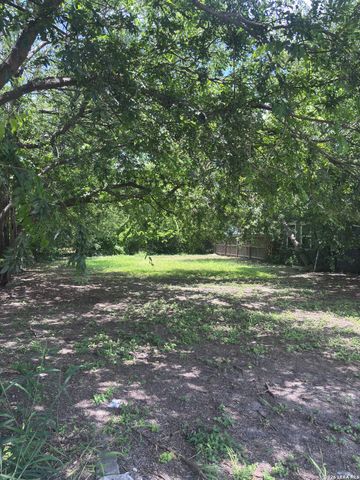 938 S Pine Street, San Antonio, TX 78210