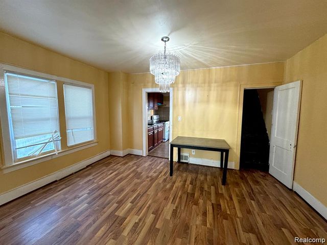 7534 Fisher Avenue, Warren, MI 48091