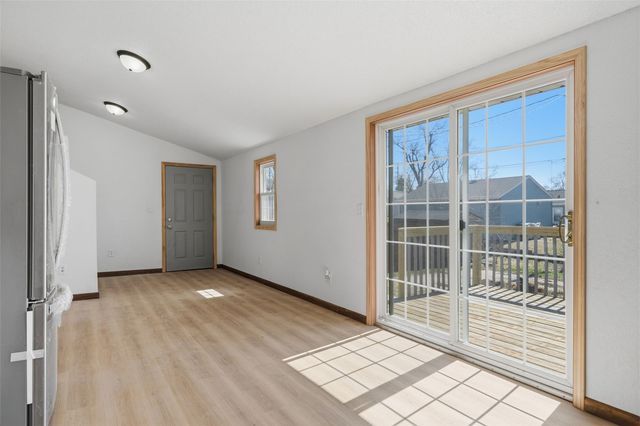 423 41st Street NE, Cedar Rapids, IA 52402