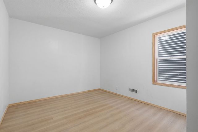 423 41st Street NE, Cedar Rapids, IA 52402