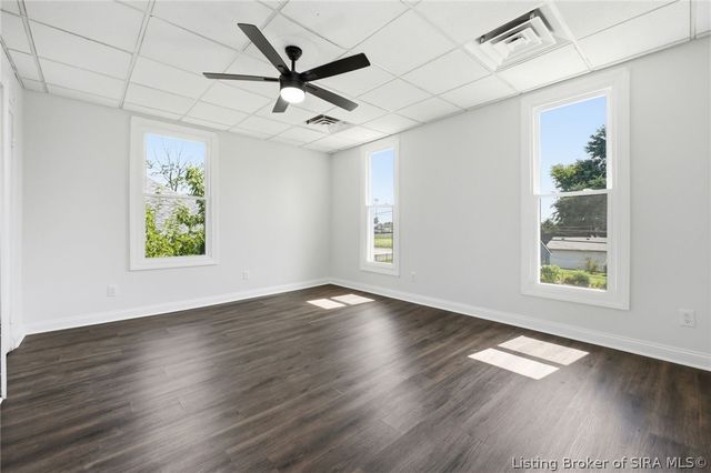 1126 Myrtle Avenue, New Albany, IN 47150